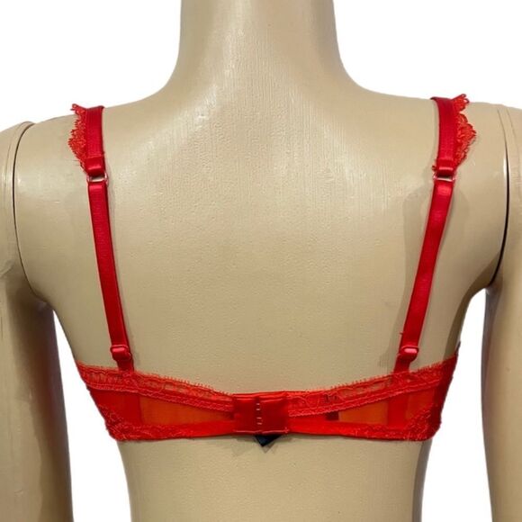 Victoria’s Secret Designer Collection unlined demi floral lace / mesh bra Red - Picture 3 of 5